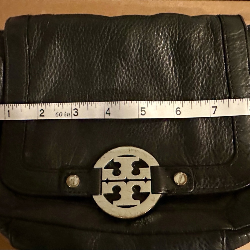 Tory Burch Black Leather Crossbody Purse Adjustable Chain Link Strap, imperfect - Picture 4 of 11